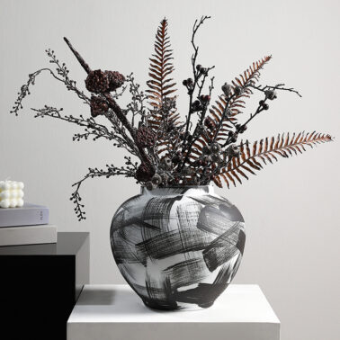 Wabi-sabi style lotus leaf style vase