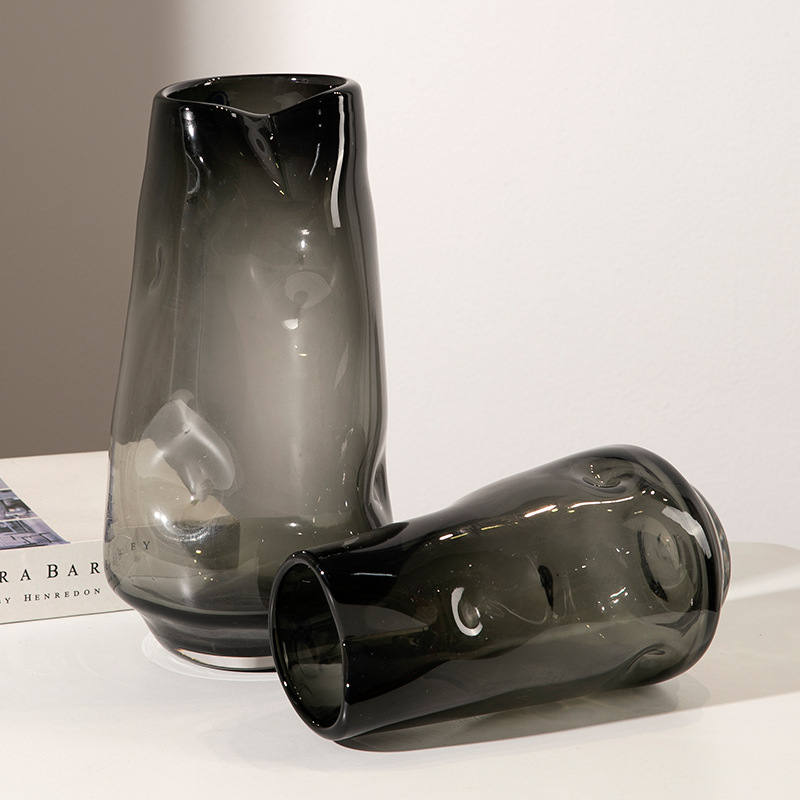 Pleated convex craft glass vase - Image 2
