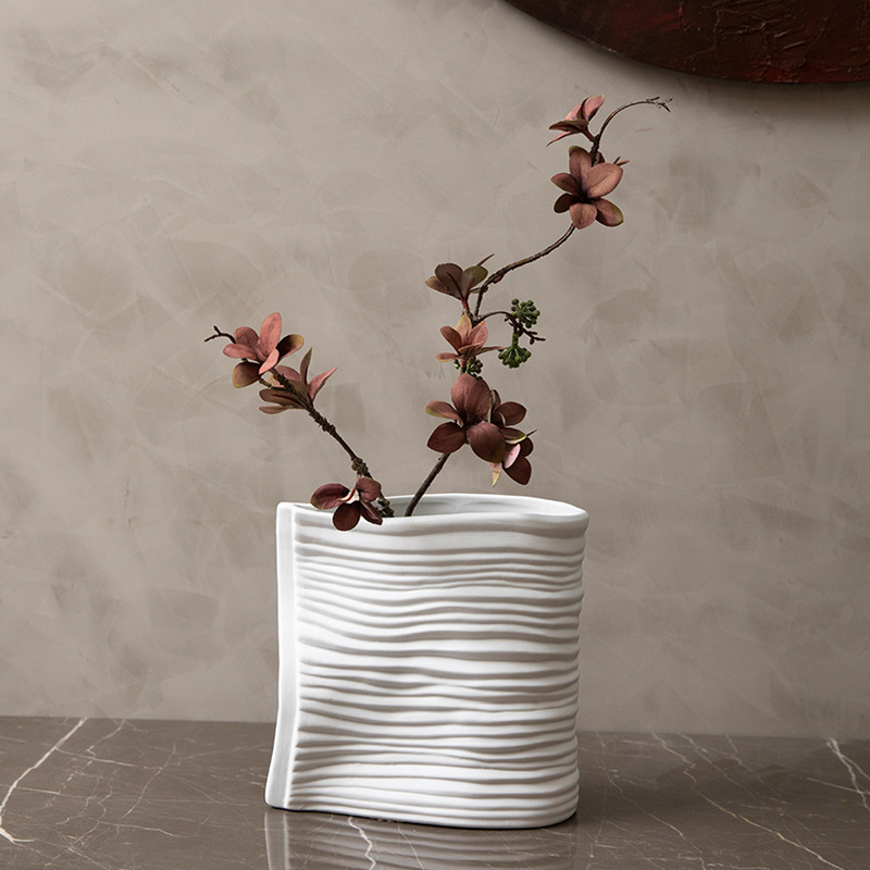 Flowing water shape frosted ceramic vase - Image 2