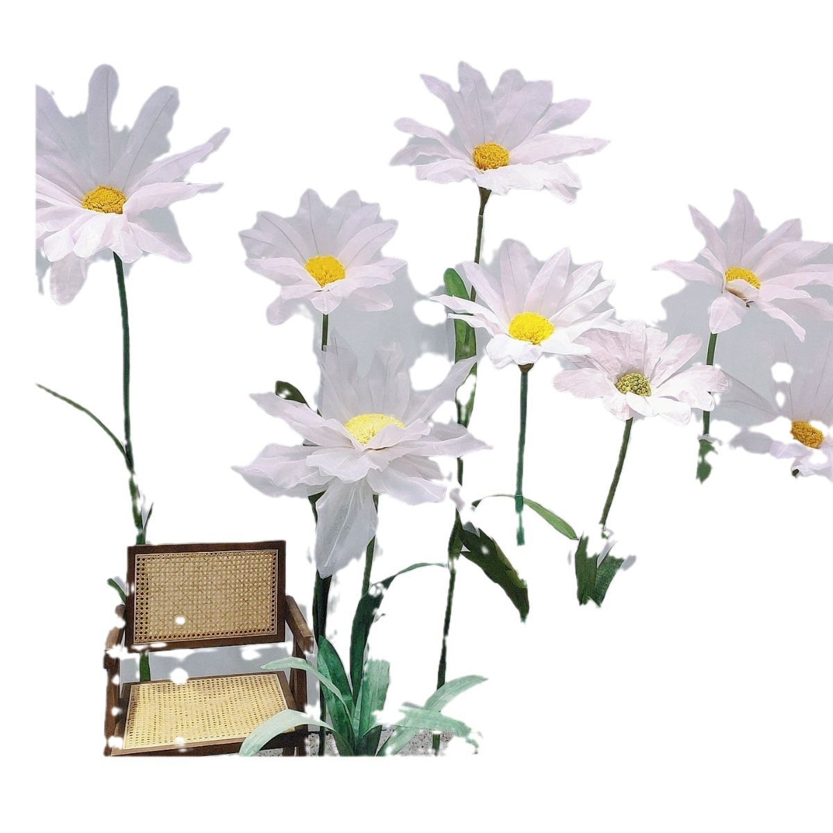 Handmade paper daisies, tulle flowers - Image 5