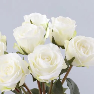 Wholesale High Quality Silk Flower Rose Wedding Decoration Bouquet White Roses 8 Head Artificial Rose Bouquet